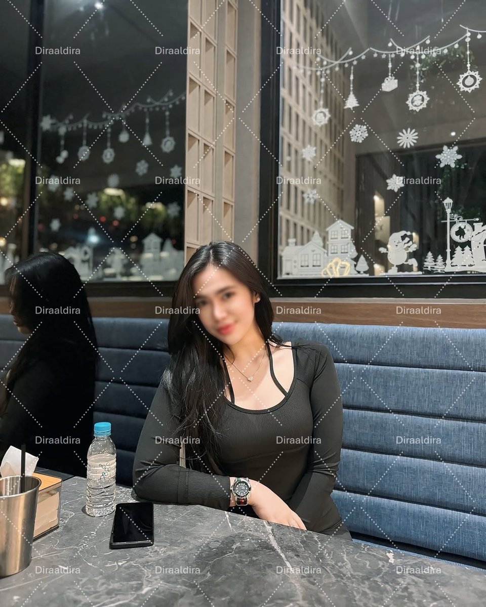 charnxine's tweet photo. "Boleh nggak sih aku minjem waktu kamu Sebentar? Buat bikin kamu mikirin aku🤭

Good morning Bandung Pasteur🌻🤍

#availbandung ~ #expobandung https://t.co/em6TZo04Eg