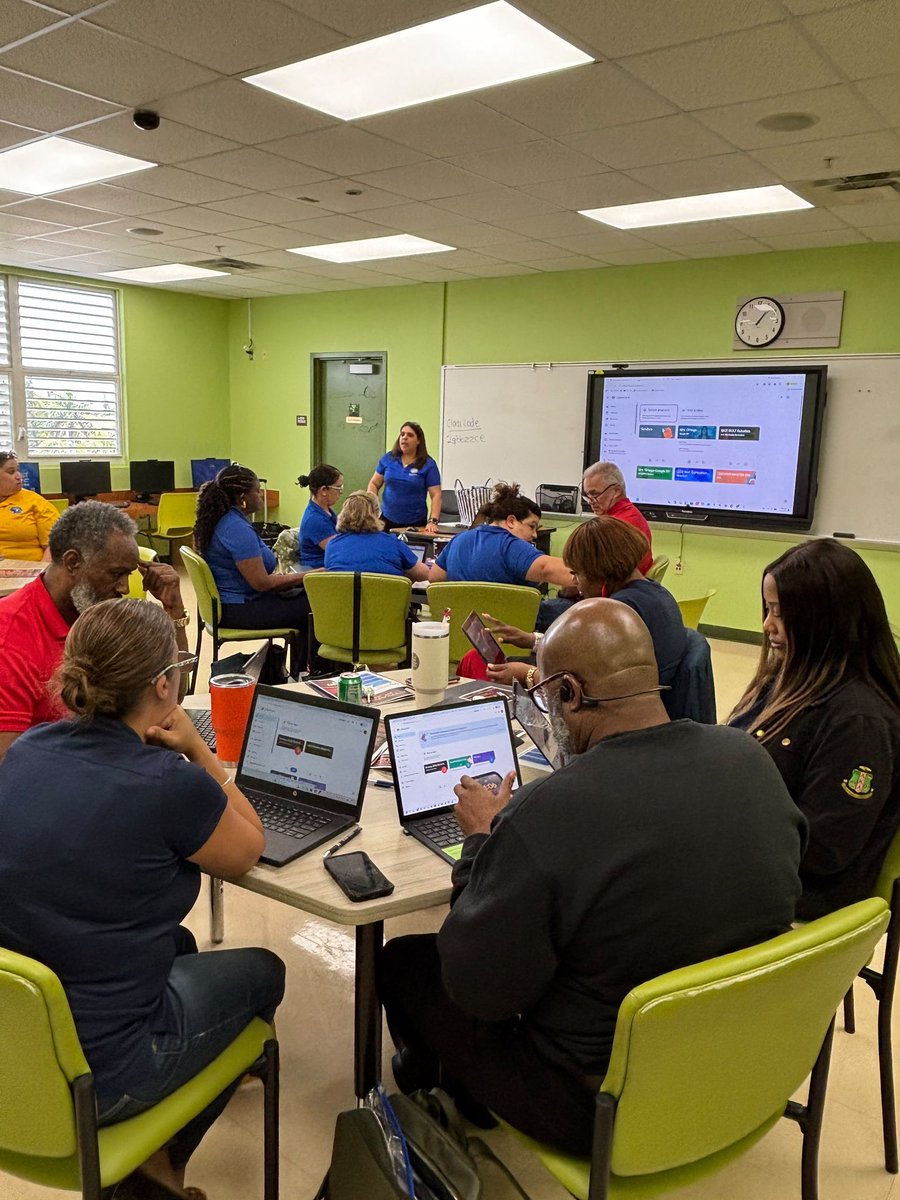 iLearnMDCPS's tweet photo. Great collaboration today with our @MDCPS school leaders! We spent time exploring Google Classroom analytics and virtual visitation tools. Using real data to guide our strategies means better outcomes for every student. @SuptDotres #YourBestChoiceMDCPS https://t.co/uVb9xMeQ4a