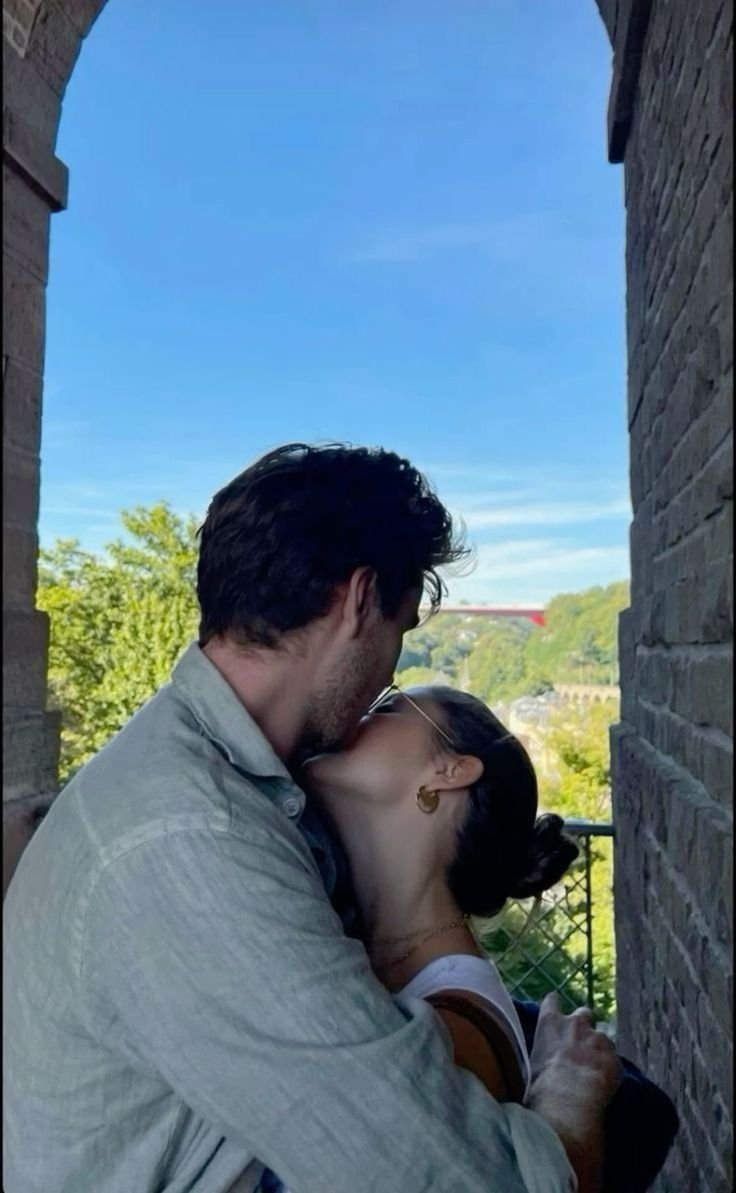 amoursoull's tweet photo. love is the most beautiful feeling. https://t.co/MeWd6OWzo4
