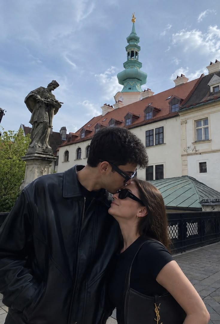 amoursoull's tweet photo. love is the most beautiful feeling. https://t.co/MeWd6OWzo4