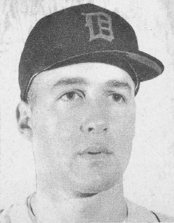 05t1n40's tweet photo. Phil Regan: 

🔸️18 temporadas en la LVBP
🔸️Único manager campeón con Caracas y con Magallanes
🔸️De ocho equipos que tiene nuestra liga, dirigió a seis 

Hoy despedimos a un icono de nuestro pelota.

Hasta siempre Buitre... https://t.co/ixGGHQ5xSg