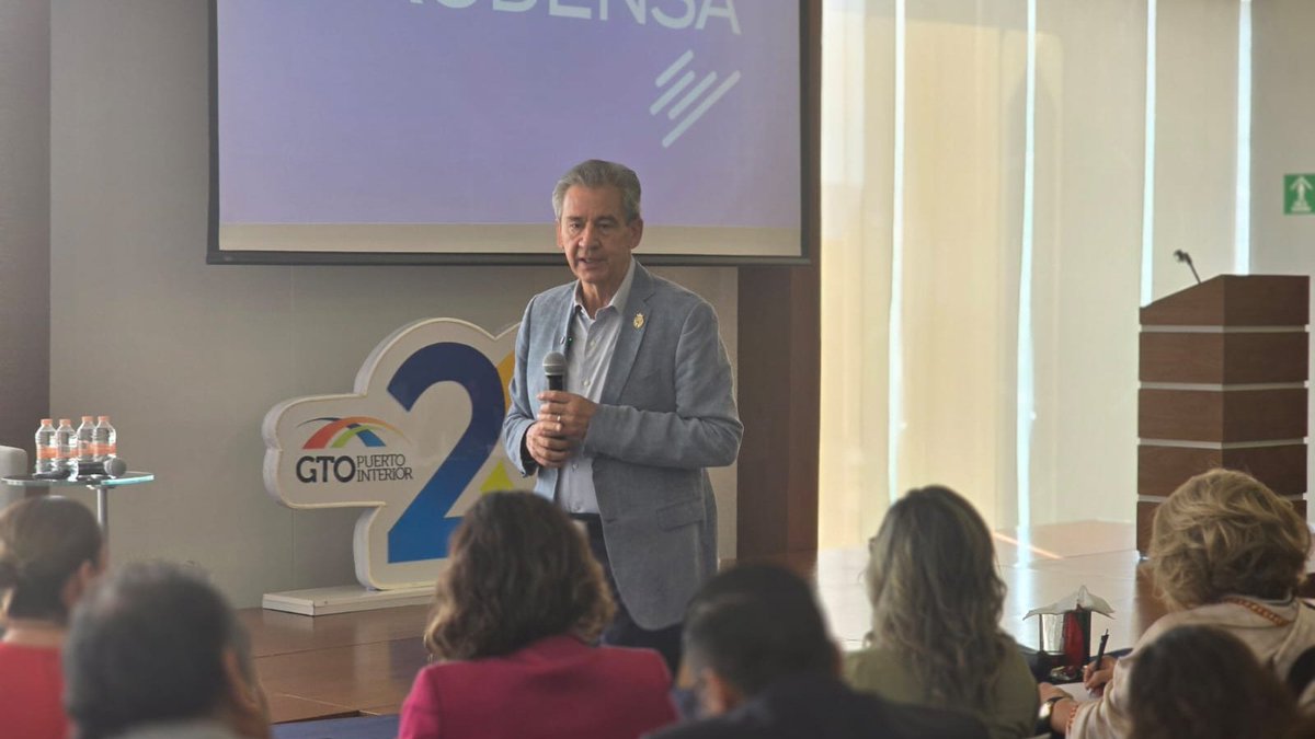 IP_Mexico's tweet photo. En un encuentro realizado en @PuertoInterior, representantes empresariales, académicos y aliados estratégicos dialogaron sobre competitividad industrial, cumplimiento normativo y el nuevo escenario de la manufactura de exportación en México.

https://t.co/2ak2bpxaZO https://t.co/0eBdjMFuta