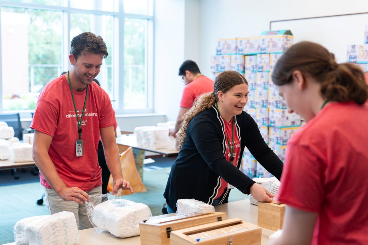 AgCountry's tweet photo. Recently, our summer interns gathered for a two-day event focused on learning and service.
 
The interns volunteered with three nonprofits, making a meaningful impact by assembling:
✅ More than 400 one-month period kits
✅ 18,000 diapers
✅ More than 850 meals
 
Beyond volunteering, interns had the opportunity to learn from teams across the organization. From lending to marketing and business technology, they gained valuable insight into how different teams collaborate to serve our customer-owners and support our mission.