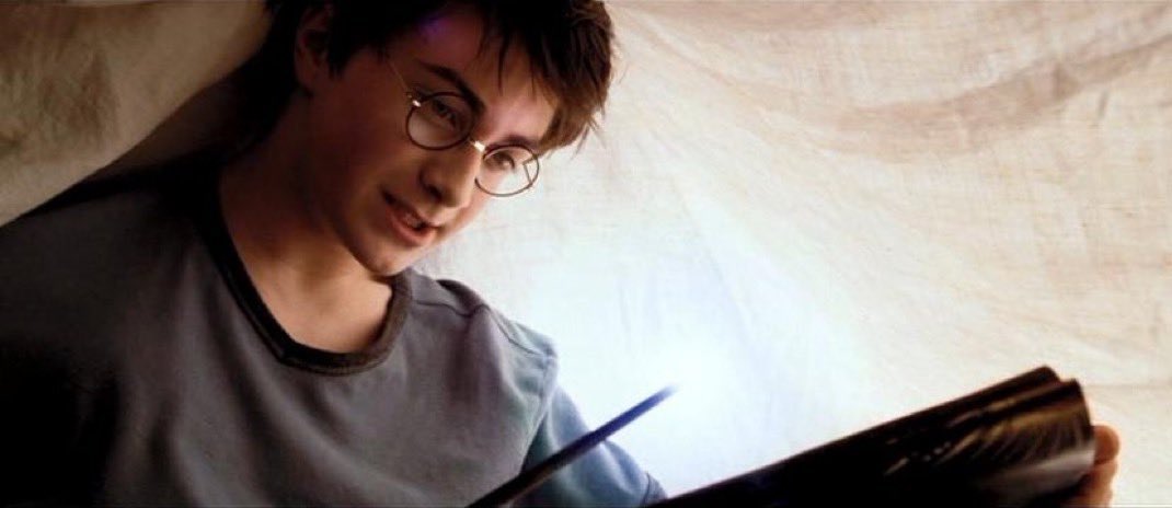 CentralHogwarts's tweet photo. Proibido passar sem dizer um feitiço da saga Harry Potter que você usaria https://t.co/3zmyQ5uVxy