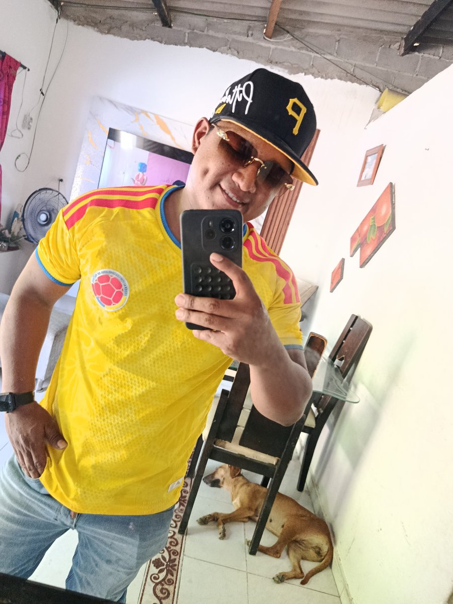 LeiderAcua's tweet photo. Hola https://t.co/ykIiS7IuBL