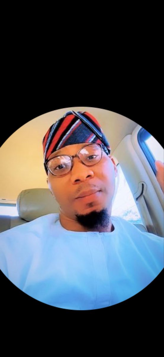 OsentL's tweet photo. @AlioxcodedAliox @Youngmooler10 @LifeofJunimill At ur age, u still dey do FC x 30BG🤦🏿‍♂️😭 https://t.co/wDcvBmYJzz