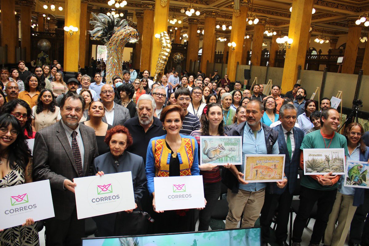 RepreNL_CDMX's tweet photo. La Coordinación de Gestión de la Representación de Nuevo León acudió a la Ceremonia de Primer Día de Emisión de la Serie Permanente 2026 “De la A a la Z, Flora y Fauna de México” en Palacio Postal, recinto de Correos de México.

En el evento se presentaron timbres con diseños de fauna emblemática de diversos estados de la República, entre los que destacó el oso negro de Nuevo León y el cual contará con un tiraje de 300 mil ejemplares.

Al término de la presentación, saludamos y agradecimos a la directora General del Servicio Postal Mexicano, Violeta Giorgina Abreu, por sus consideraciones hacia nuestro estado para esta iniciativa y al Titular de la Comisión Nacional de Áreas Naturales Protegidas, Pedro Álvarez Icaza.
#NuevoLeón #CDMX