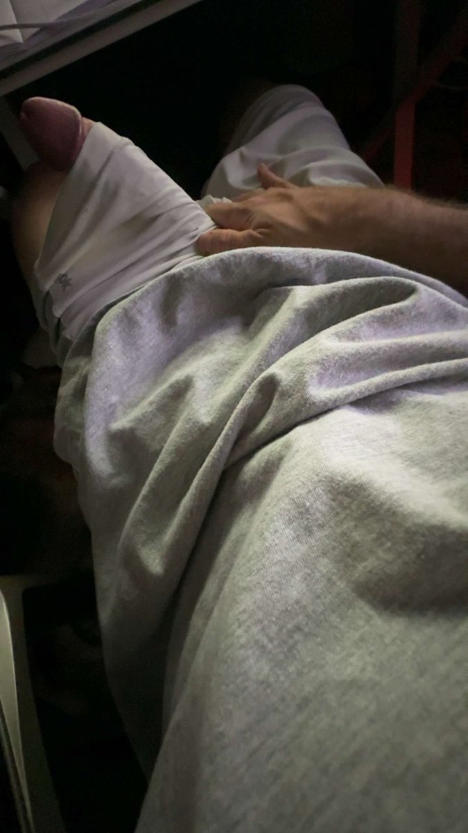 foreignnprice's tweet photo. #horny #straight #gay #bigdick #cumshot #masturbation #solo #hot #daddy #bwc https://t.co/UmQ3xTDiGV