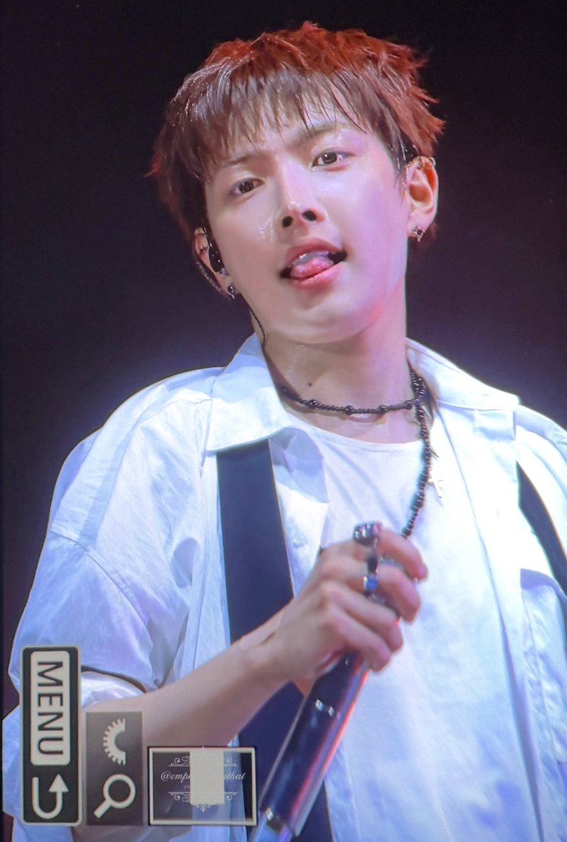 emphasizingthat's tweet photo. 260708 Rock in Roma🇮🇹 Pre 

환한 미소가 밤에도 태양 같아.

#ATEEZ #에이티즈 #HONGJOONG #홍중 https://t.co/rhdCqWtqo7