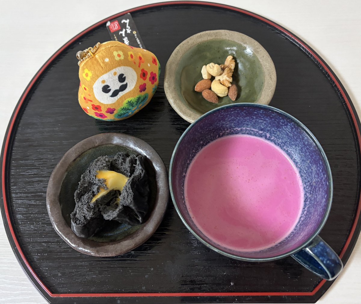 M20220815's tweet photo. 20260708
一昨日仕事終わる直前にフラフラしたので（熱なし）血剤飲む🩸あとビーツも😅飲む輸血効果があるかは不明🤔
#ダイエット飯
#ダイエット記録 https://t.co/SzvcOri5dS