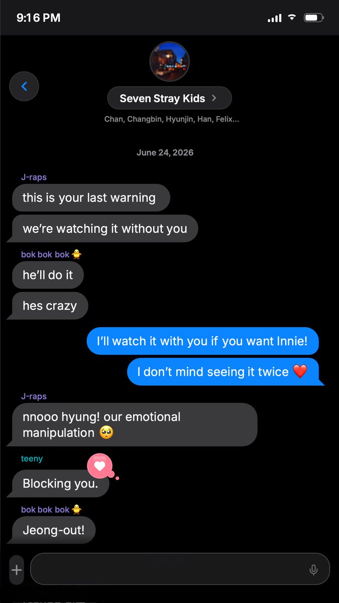 deepcoraldragon's tweet photo. I've started making group chat mockups for my new skz fanfic, and I'm having entirely too much fun 😭 https://t.co/m1IBOfESCm