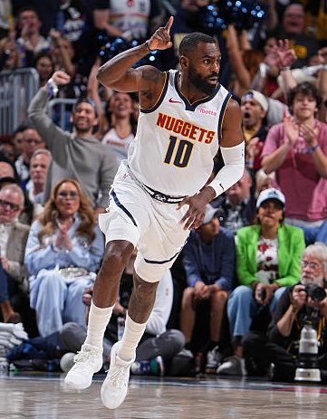 TwoWayDav's tweet photo. NBA Players To Average 13+ PPG On 40+ 3P% Last Season Off The Bench:

- Ayo Dosumnu
- Collin Sexton
- Bobby Portis
- Tim Hardaway Jr.

2 of these 4 are now on the Heat

Miami is building the perfect roster around Giannis and Bam and they're not done yet. 🔥💯 https://t.co/ykmc7HLPbT