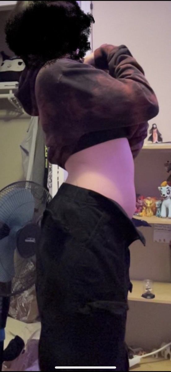 sticksandsand's tweet photo. I think i’m just gonna hate how i look no matter what i do like what bmi do i have to be to stop looking fat and start looking skinny https://t.co/OcXM96RzS7