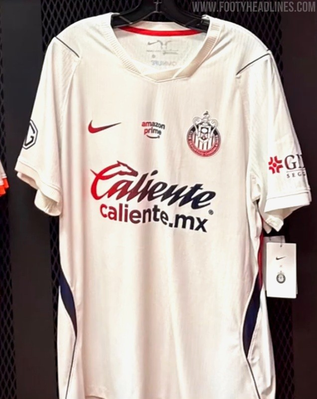 CH2SH_1906's tweet photo. OPINIONESS CHIVAHERMANOS?

#chivas #Nike #ARMY_MEMBERSHIP https://t.co/P0VJk9LPje