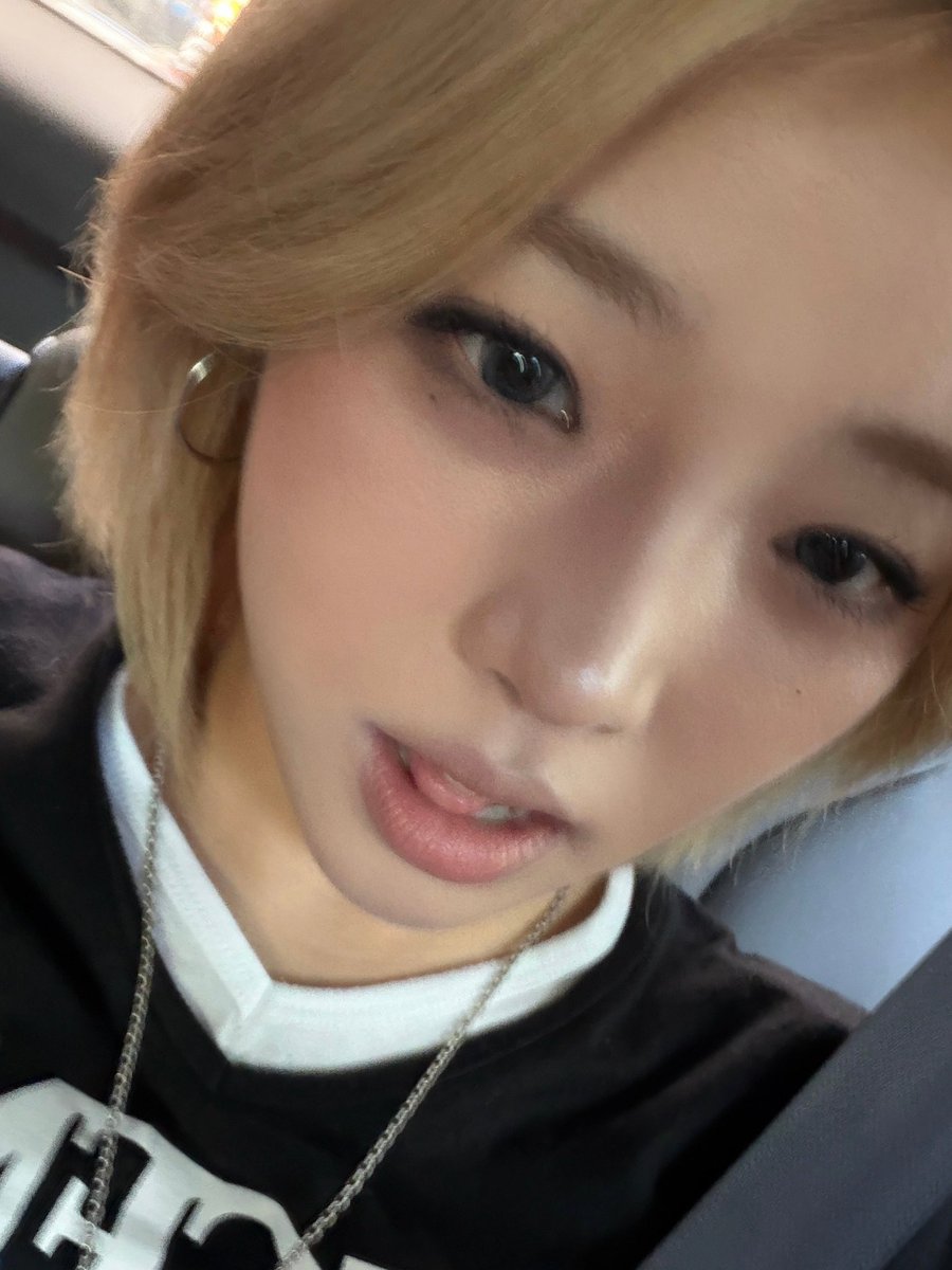 sunhyefiles's tweet photo. 260708 #정선혜 비스테이지 ❤️ (1/2)
#영파씨 #YOUNGPOSSE #SUNHYE https://t.co/l63dXZLpWk