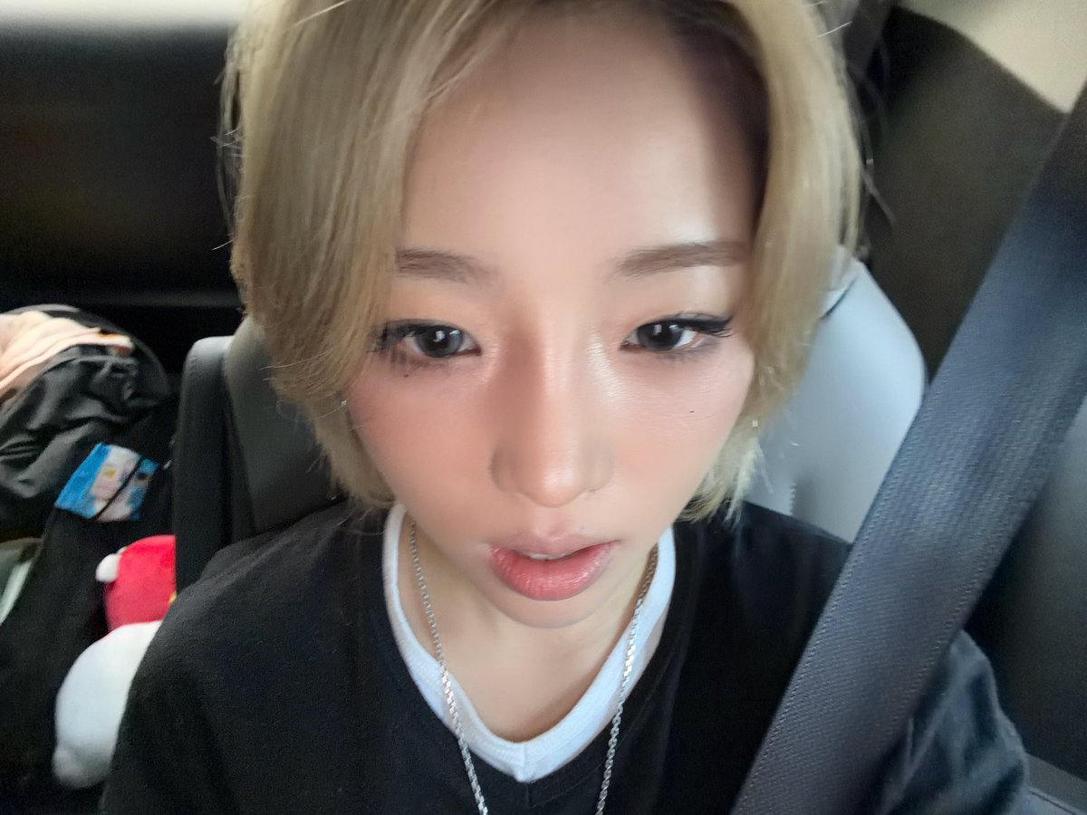 sunhyefiles's tweet photo. (2/2) #영파씨 #정선혜 #YOUNGPOSSE #SUNHYE https://t.co/hhu7l3Tp1U