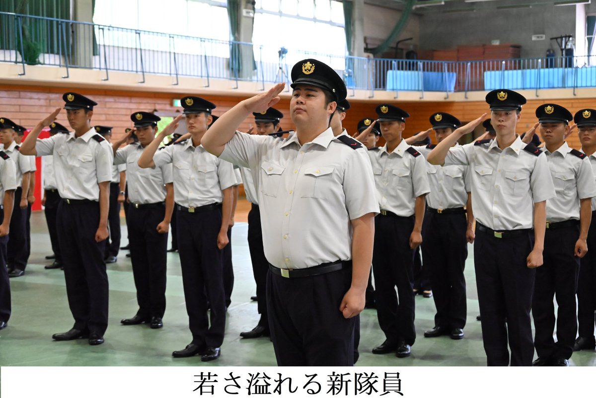 JGSDF_1EB_koga's tweet photo. ＃第１０１施設器材隊 は、令和８年７月３日（金）から ＃新隊員 教育を開始しました。新隊員は、施設科隊員として必要な基礎を身に付けるため、これからの３ヶ月間、仲間と切磋琢磨しながら教育に励みます。引き続き日々成長する姿を発信してまいります。 ＃新隊員教育隊 ＃応援 https://t.co/Wu7fiPIgoc