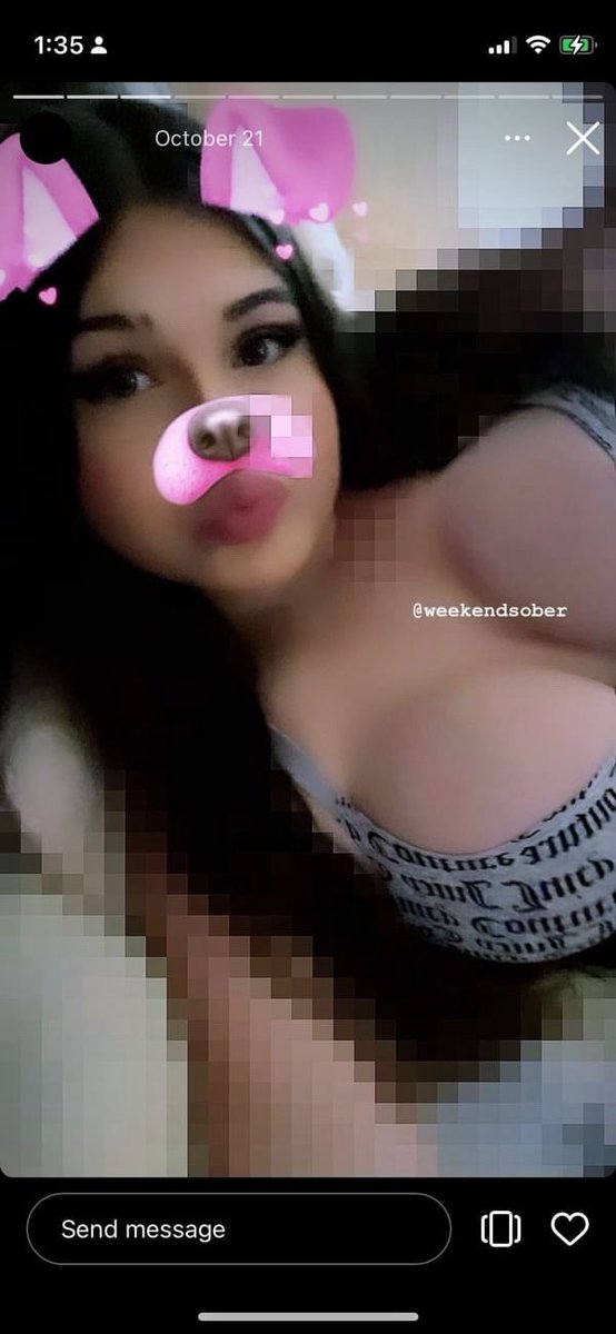 pwfaee's tweet photo. @marnisweaterr bro i remember the amount of beef i had with her ass shit was unreal https://t.co/rGZEgQo42o
