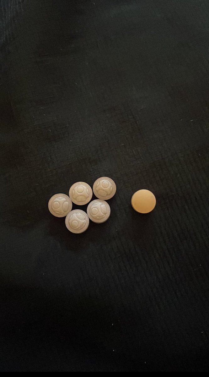 propackz's tweet photo. 5x 4-aco-dmt 1x oxylan40
#edtwt #drugtwt #coketwt https://t.co/NYHk3UmEDf