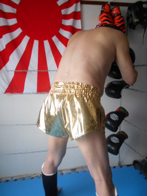clinchboxing's tweet photo. ここんとこの実戦結果からしても　どうにも中露のミサイルとかって　不発も多かったり　それこそ　どこに着弾したのか？素材は？　まあ軍事は非公表だけど　どこからどうみても　なんちゃってだよなあ。　しかしゴミは不安感を相変わらず・・ https://t.co/b8e09iLCdA