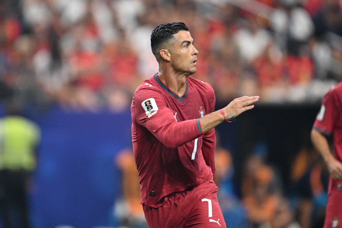 zonewebofficial's tweet photo. 🇺🇸現地発コラム🇵🇹

C・ロナウドが挑んだ“最後のW杯”
衰えは隠せずも…カメラを通して見た絶対的な自信

📝「サッカー選手として凛とした美しさがあった」

🔗https://t.co/LScJ6BMYYl

✍️📸：徳原隆元

#クリスティアーノ・ロナウド #FIFAワールドカップ https://t.co/AcwA7RqgwH