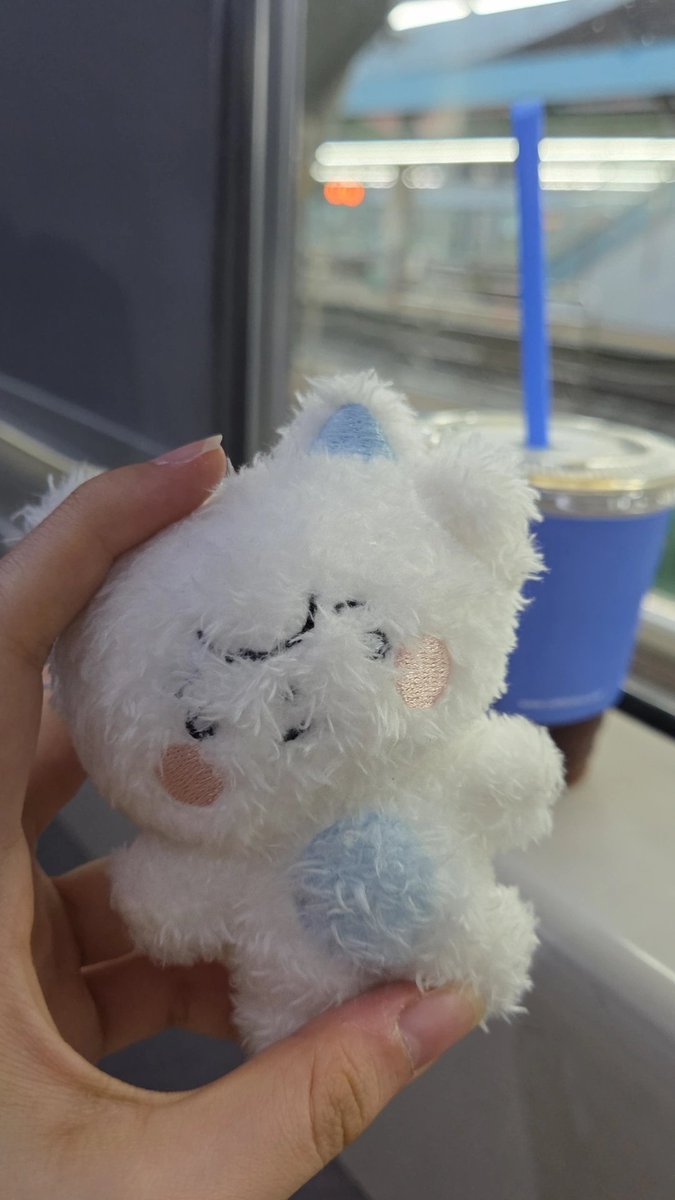 mina__rls's tweet photo. 가는 날이 장날이라고 대전강우주의보 실환가
나...괜찮은거겟지... https://t.co/1S8JPeVWvK