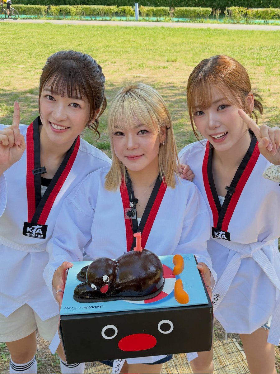99logs's tweet photo. โข Ayaka teams up with Saori and Yu Mashima for MASAKA CLUB, where the Japanese girls from Kick A Goal will explore different activities and hobbies in Korea outside of soccer!
๐:https://t.co/gXjsk5fRqC
#AyakaFujimoto #AYAKA #FCWorldClass #KickAGoal #GirlsPlanet999 #GP999 https://t.co/be7nxawUhv