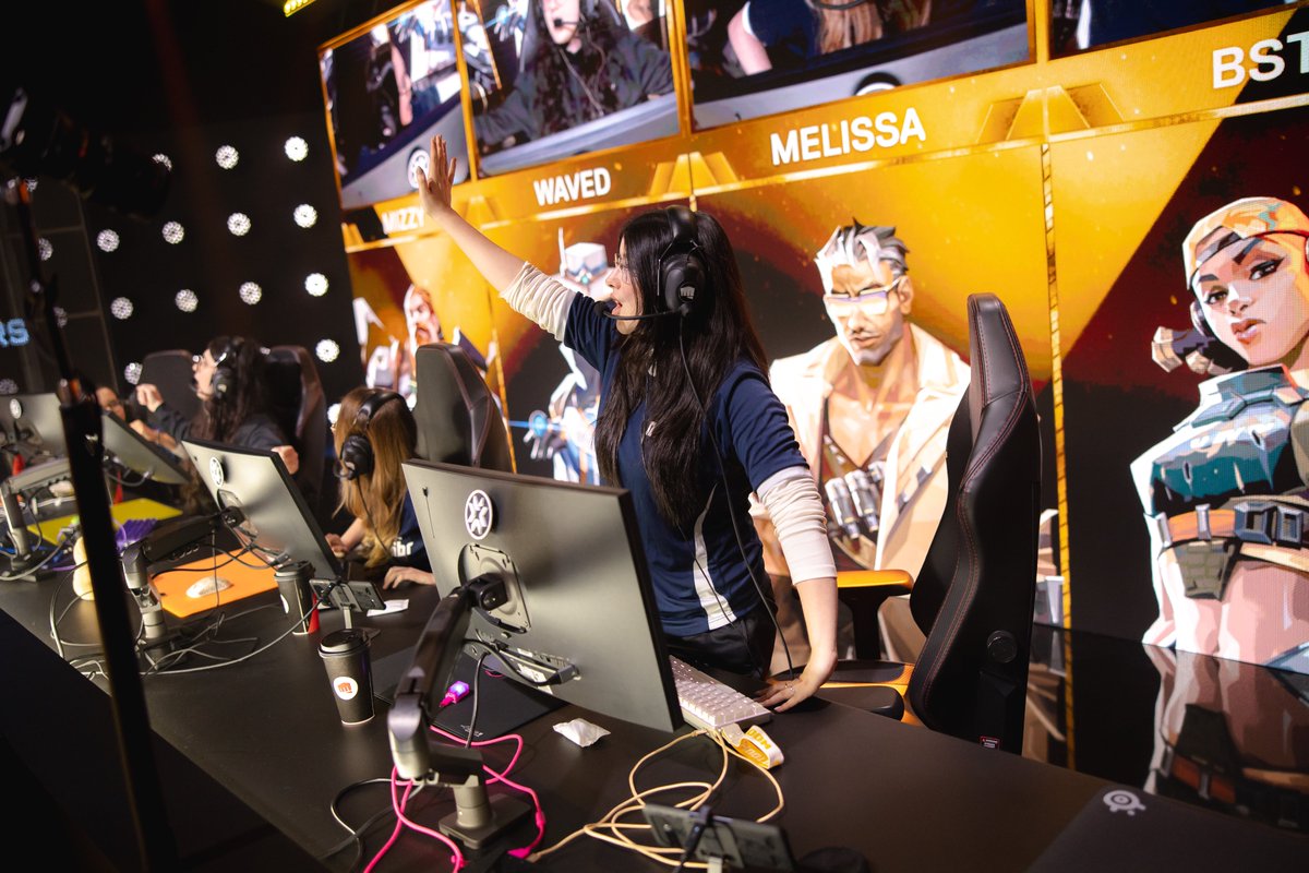 valesportsbr's tweet photo. O @MIBR ESTÁ A UM PONTO DE LEVANTAR O TROFÉU DO #VCTGameChangers 🔥

Levando a Haven pro Overtime, o MIBR fecha seu mapa de escolha por 14-12 e fica 2-0 na série!

Próximo mapa é Split, escolha da Cavalaria. #VCTGameChangers https://t.co/KeJUs3ln3f
