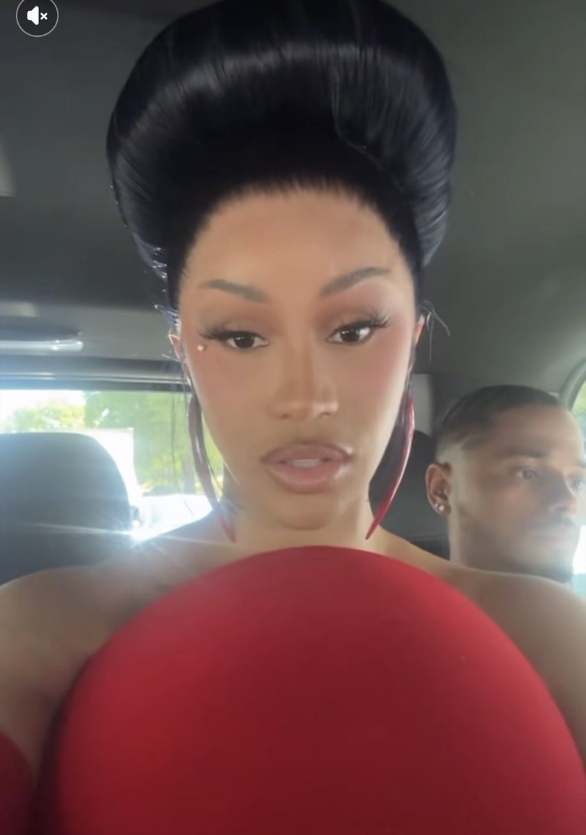dicksihad's tweet photo. @FABIOTHEBARB Yall making stuff up lol https://t.co/iHlktL4EPd