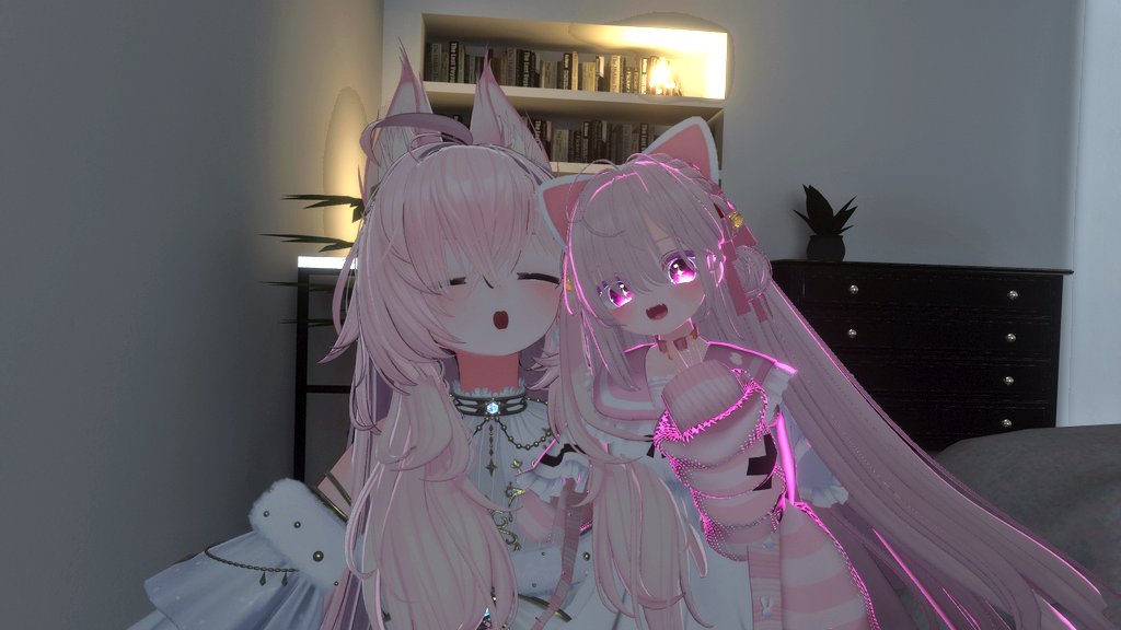 Amano_X_Aile's tweet photo. おはおはにぁ〜

おとといのしゃしーん！
える、フレンドさんたちとおはなしぽえぽえ！
趣味や楽しいことのお話で盛り上がりました。
この前、ゆにばーさるすてぅでぃお・じゃぱーん行ってきて、楽しかったのですっ！
また行きたいなぁ〜♪

今日から週も後半！
ぼちぼちぽえぽえるんばるんばぁ～ https://t.co/cHQr0GawBK