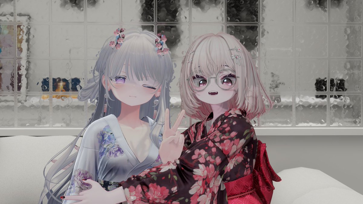 whmiyaVRC's tweet photo. おはござ☀️
昨日はフレンドとお話しして、いっぱいチルした👘🎆
写真は最近のツーショ📸
もくもく木曜日〜☁️💨
ゆるふぁい‼️ https://t.co/21WNSalFPm