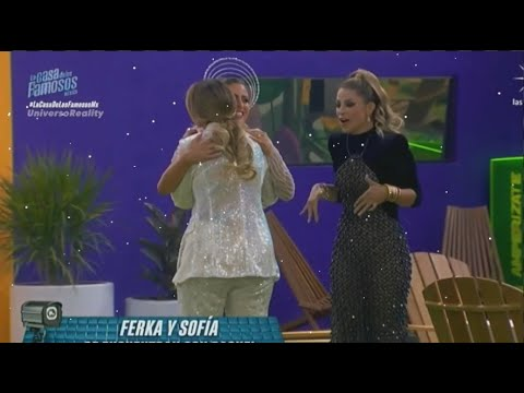 claulerma's tweet photo. @raulgtzoficial @Ferka también usó ese vestido cuando entró a LCDLF . Ese vestido ha sido rentado muchas veces... 😜 https://t.co/2lLnO1IwEt