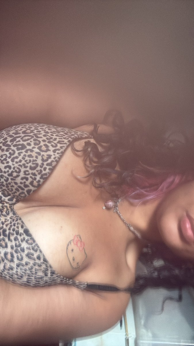 Dymand420's tweet photo. Need #paypig or #daddy I’ll do anything if the price is right 🥰#pm or #dm me. https://t.co/Qj3i5O6bmm