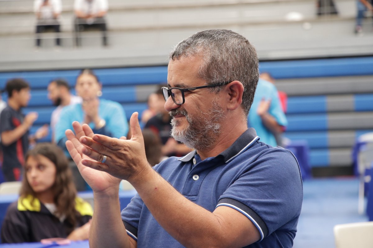 TecCampusAGS's tweet photo. Así concluimos el 3er Campeonato Estatal Intersecundarias de Ajedrez ♟️ 

¡Felicidades a todas y todos los participantes y ganadoras por ser parte de esta edición y por cada jugada que hizo de este campeonato un gran encuentro académico y deportivo! 💙

#TecCampusAgs https://t.co/eI826HucEM