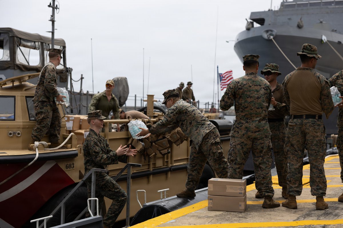U.S. Marines tweet media
