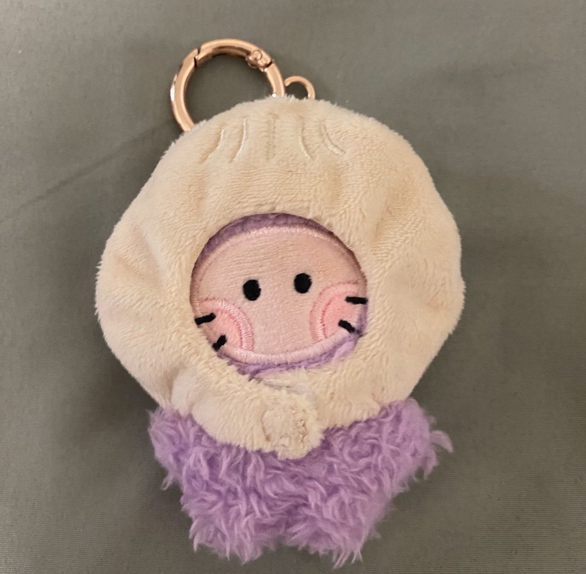 asahinoot's tweet photo. wts lfb ph #asahinootsells

truz chilli mini minini costume plush snack keyring

₱350 + isf

— preloved but in very good condition
— feta upon ship out
— prio can payo

mine or dm me to claim https://t.co/YBoIukVsCi