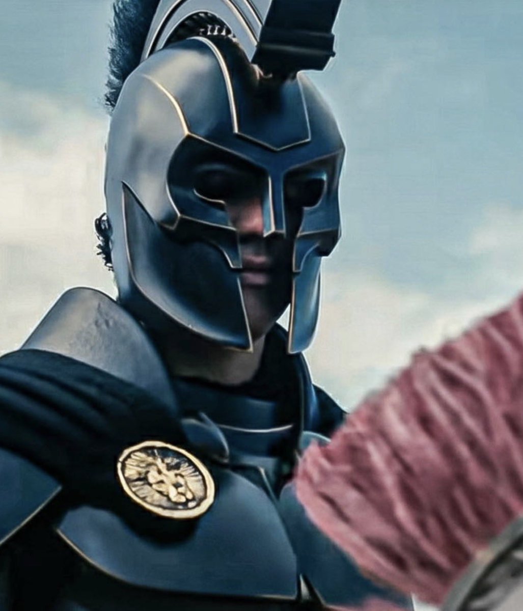 ClownWorld15175's tweet photo. @escapefrommelos Agamemnon’s helmet gives off Gwar vibes. https://t.co/iF0XJbG0Ws
