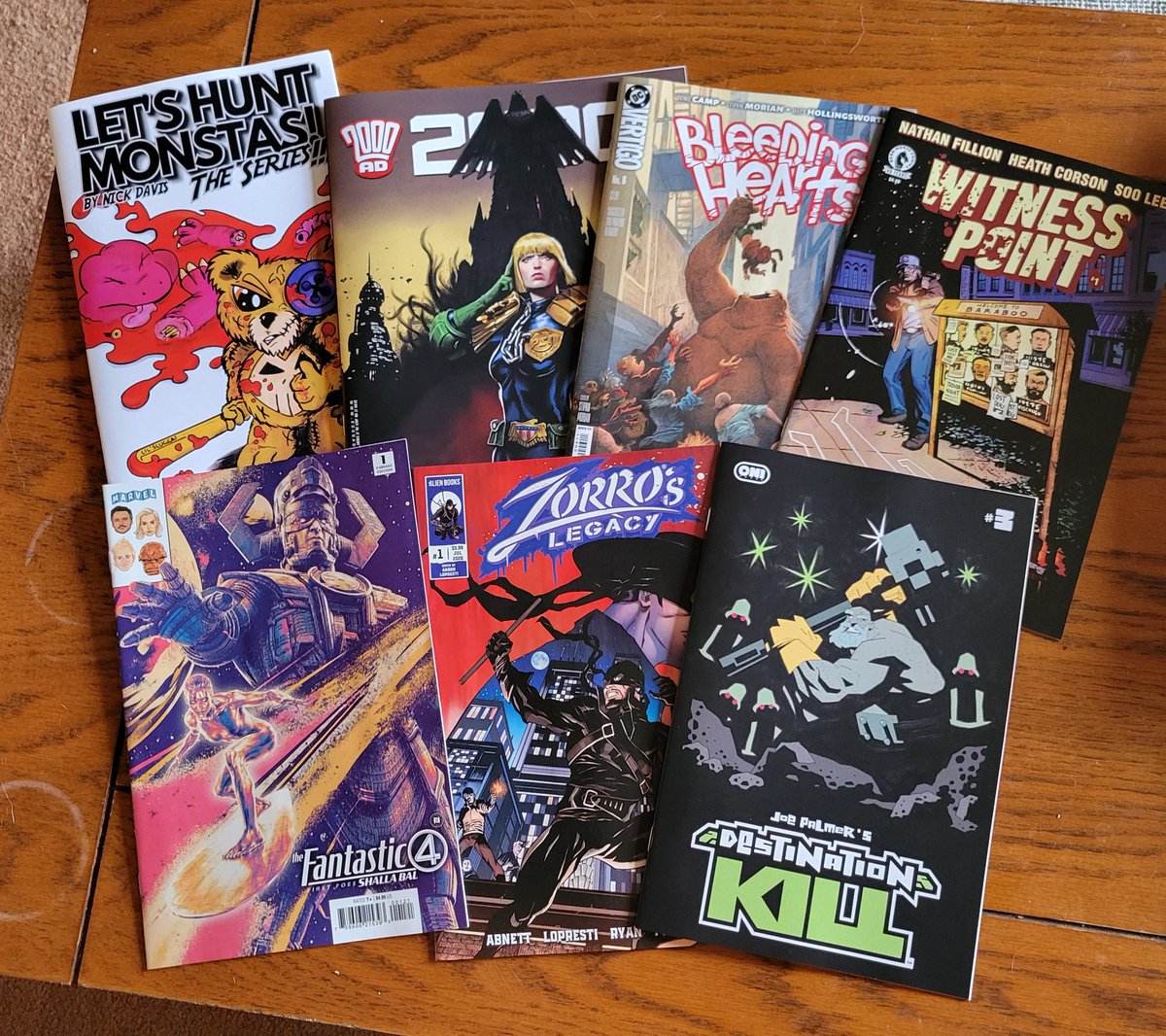 alt_world's tweet photo. My new comic book day haul from my LCS, Comics World 👍
#comics #newcomicbookday #indiecomics https://t.co/Qbx0XfcZoY