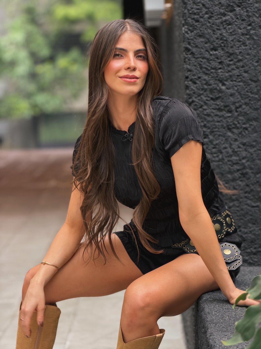 LanceBeta611's tweet photo. Esmeralda Ugalde 
Créditos a sus respectivos creadores. https://t.co/RBMvpZRVFp