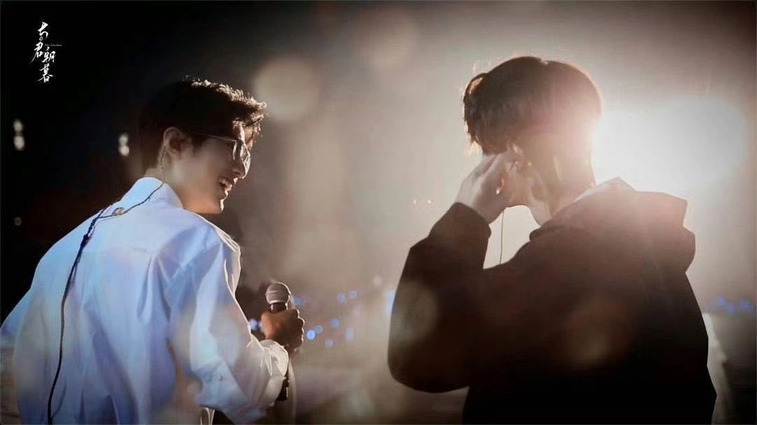 crazyprettyboys's tweet photo. ป๋อจ้านอยู่ในเฟรมเดียวกันดีจะตาย https://t.co/np9DyCPzti