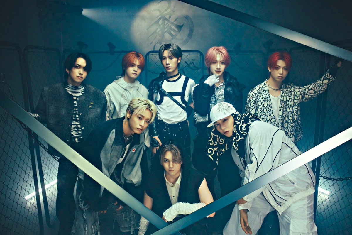 TOP100KPOP's tweet photo. MAZZEL has been nominated for the Best Japanese Band Award 🏆

🚨 LAST DAYS TO VOTE!!!
👉 VOTE: https://t.co/GIp7piFqto https://t.co/rtG4bcLgN3