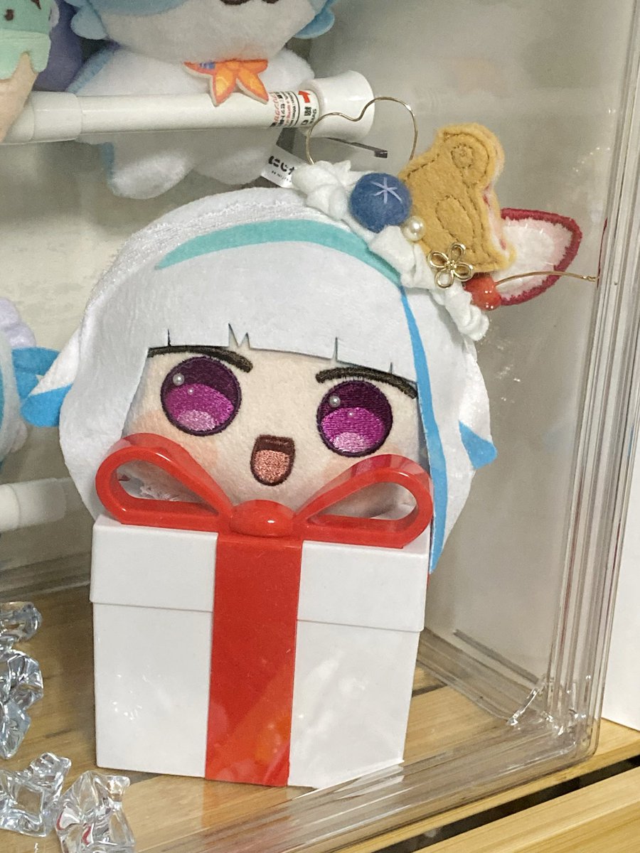 Sora_MoonStar's tweet photo. 31のあつ森コラボのプレゼントボックスにぬい入れたら本当にかわいい…… https://t.co/TXXYvP34GY