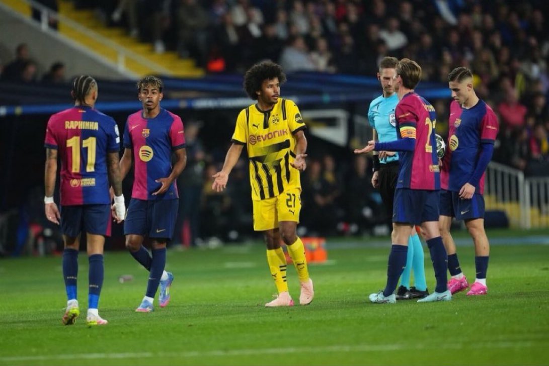 BarcaNewsFRA's tweet photo. 🚨🗣️ @gerardromero : « Je n'exclurais pas que lundi, Karim Adeyemi commence la présaison sous les couleurs du Barça. Le club y compte. » 🇩🇪🔵🔴👀 https://t.co/mVslKoPHDs