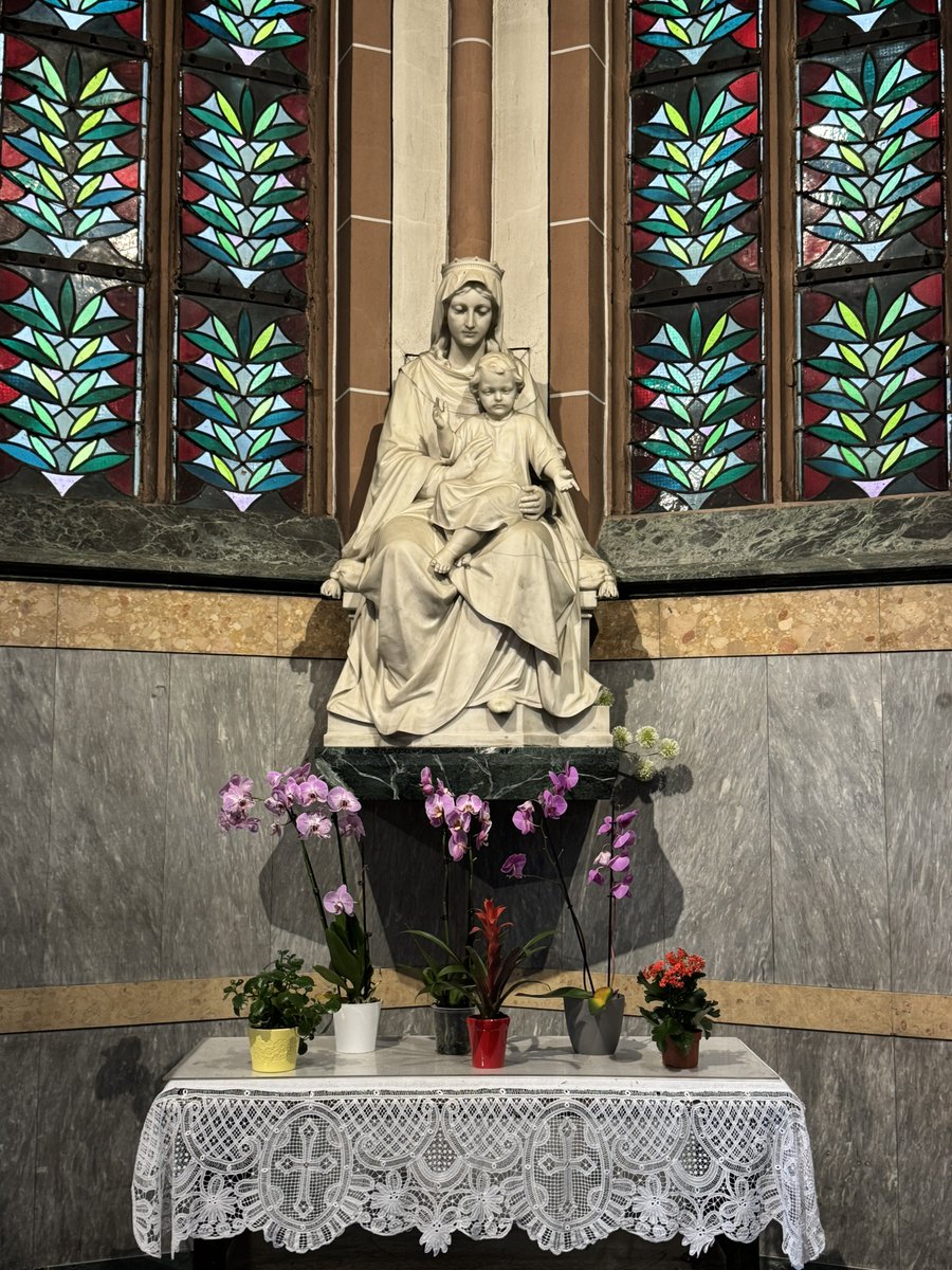 OmarGarSan's tweet photo. Santa Agnes de Roma, 1902. Colonia, Alemania.
💐🥨 https://t.co/5tXwuv0LDV