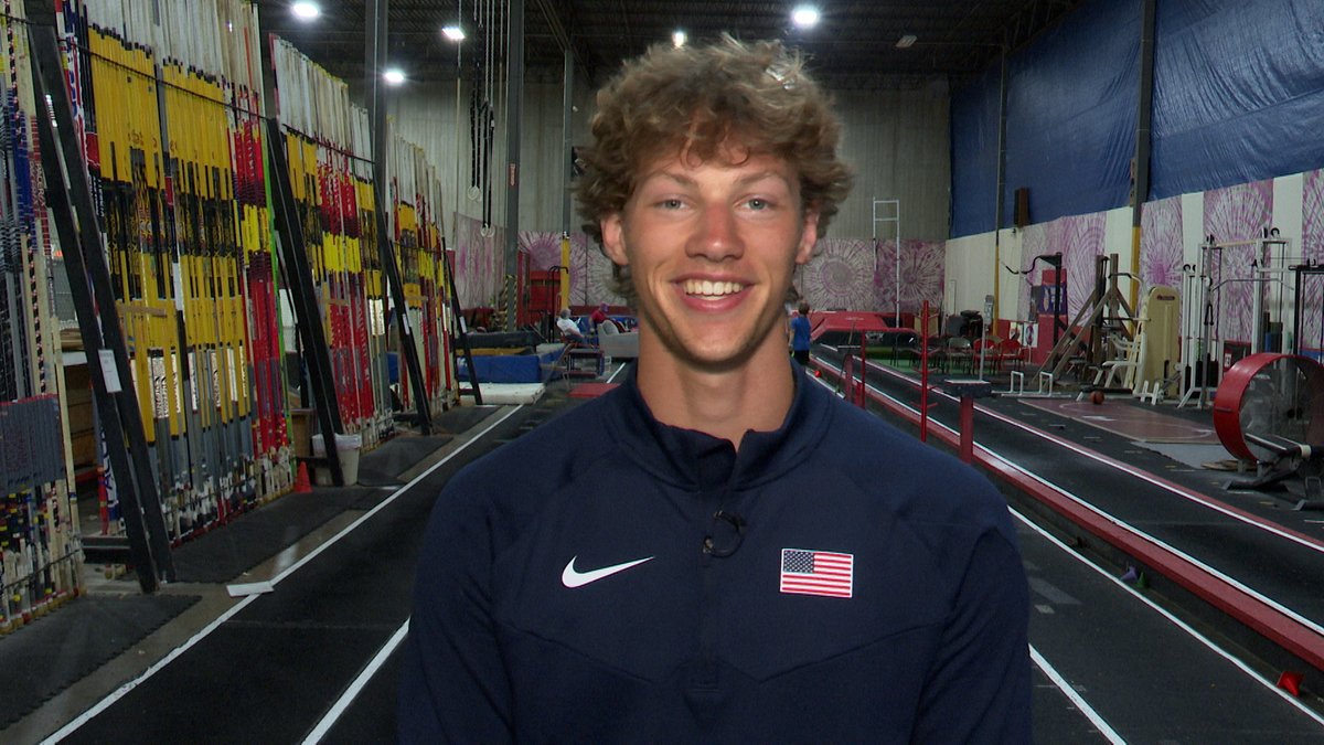 KurtPegler's tweet photo. Central Catholic grad Isaiah Whitaker ready to represent the U.S. in a world championship meet

Story: https://t.co/wCkxz6YG2o https://t.co/lg6Iv36eUi