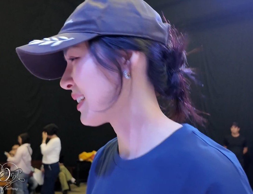 Pas_Kkkyo's tweet photo. หล่อ สะอาดเหมือนอาบน้ำมื้อละหลายหน ชอบว่ะ https://t.co/PSEJTKxkRB