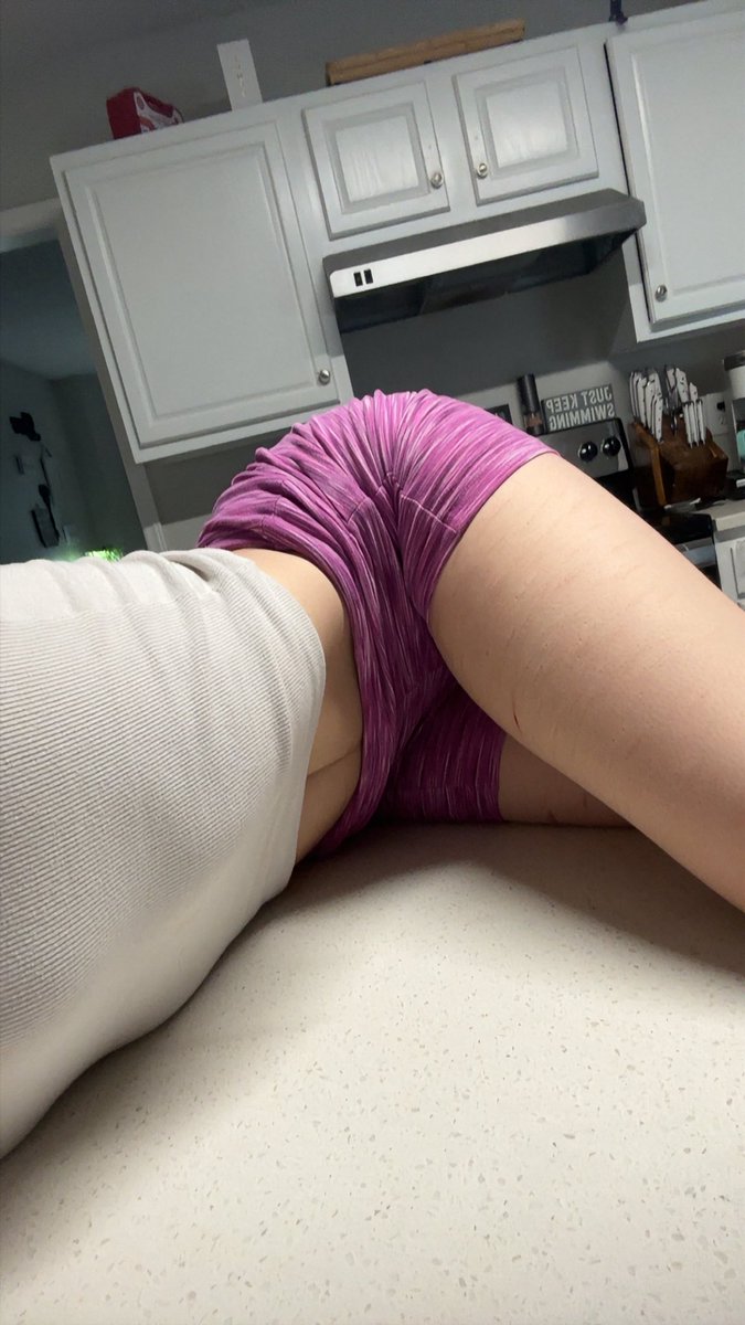 diexrose_'s tweet photo. Holy fuc I missed my body I cannot believe I’m back to atleast this https://t.co/7QFuQCCKjj