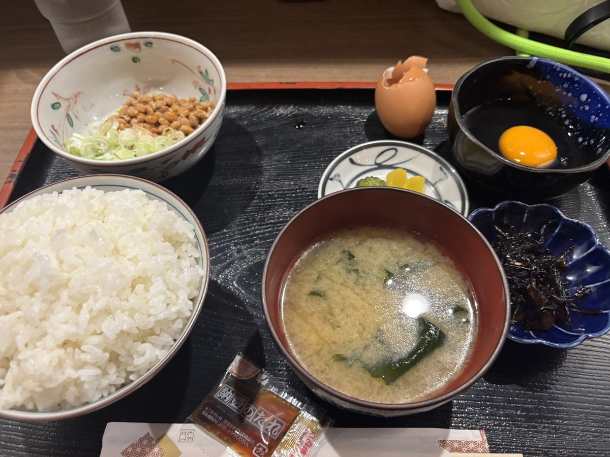 baseballgarden's tweet photo. 朝ウナ2セット。
朝ごはんは納豆定食です https://t.co/iomwZPkNno