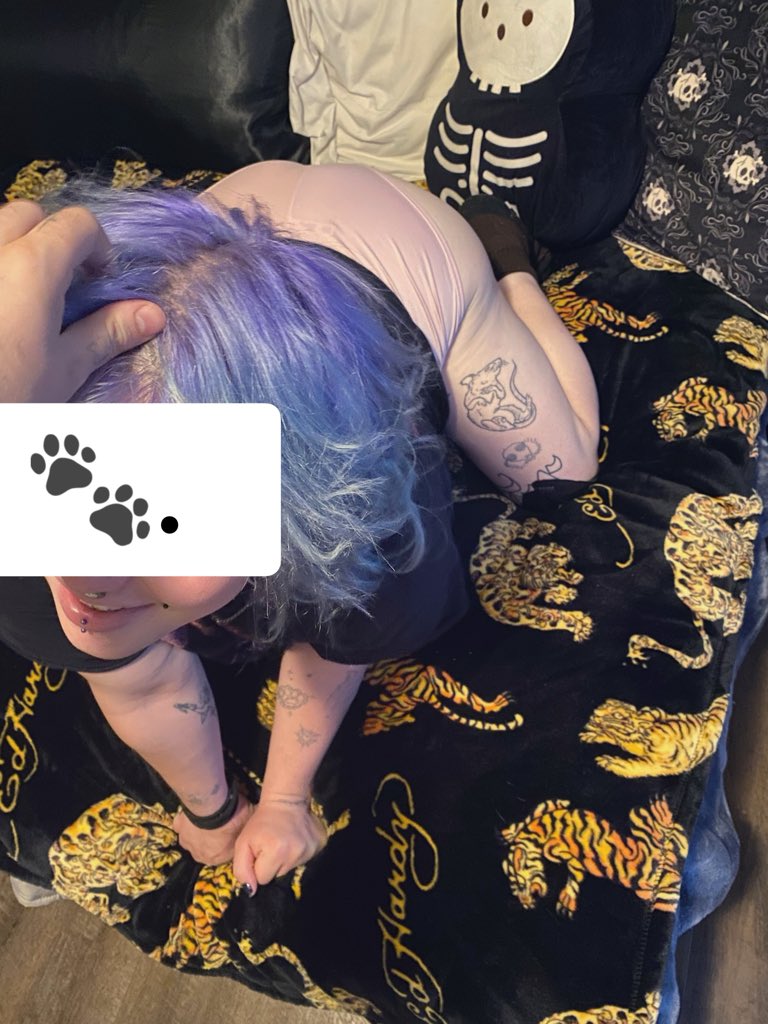 mutt_hon3y's tweet photo. treat me like a dog🐾💕🐶
★
#petplay #cnc #nsfwtwt #nsfw #puppy #puppyboy #dom #sub #tboy #dominant #submissive #oral #drool #bl00dplay #voyeur #exhibition #selling #seller #onlyfans #paypig https://t.co/4FnTbKE5wA