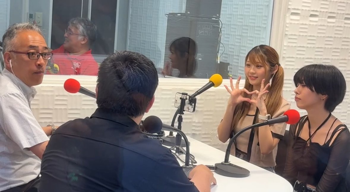 elring1999's tweet photo. 7月最初の放送は山口の梅雨明け宣言された日
2ヶ月ぶりにL.U.R.Eの2人が揃って出演の回に
#BISHOJOWAVE
#山口美少女図鑑
#LURE
#FMわっしょい https://t.co/VETOO3eHL0